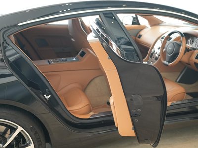 2016 Aston Martin RAPIDE — миниатюра 14