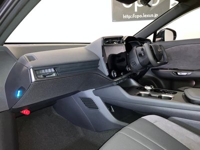 صورة مصغرة 25 لـ 2026 Lexus RZ