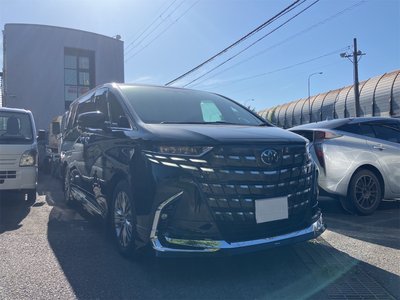 2023 Toyota ALPHARD — фото 1