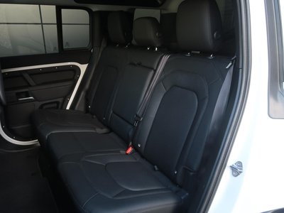 صورة مصغرة 13 لـ 2025 LAND Rover DEFENDER