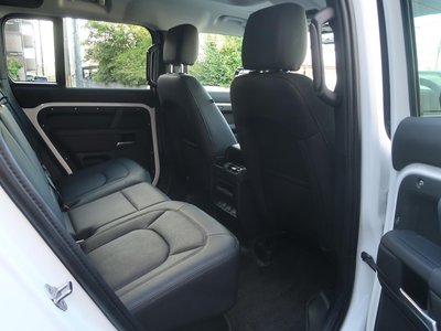 صورة مصغرة 29 لـ 2025 LAND Rover DEFENDER