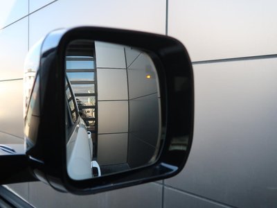 صورة مصغرة 61 لـ 2025 LAND Rover DEFENDER