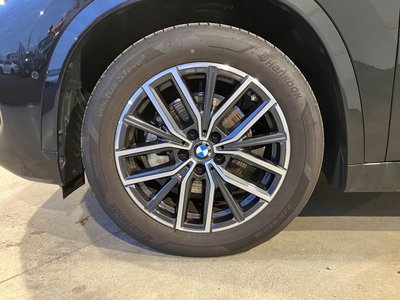 2025 BMW X1 thumbnail 25