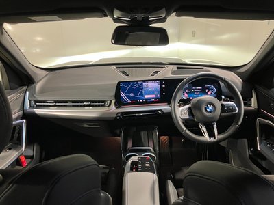 2025 BMW X1 photo 5