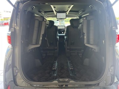 2025 Toyota ALPHARD 照片 18