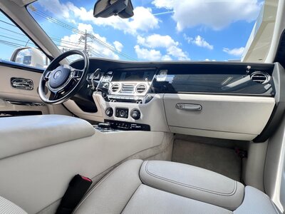 صورة 33 لـ 2015 ROLLS-ROYCE GHOST