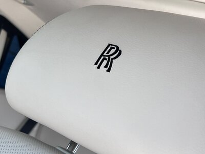 صورة 24 لـ 2015 ROLLS-ROYCE GHOST