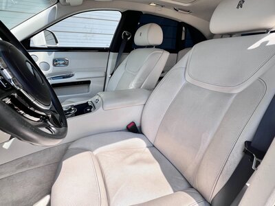 صورة 25 لـ 2015 ROLLS-ROYCE GHOST