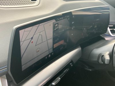 2025 BMW IX1 thumbnail 32