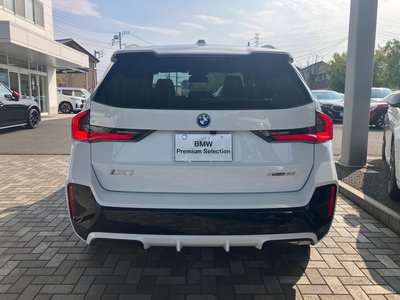 2025 BMW IX1 photo 5