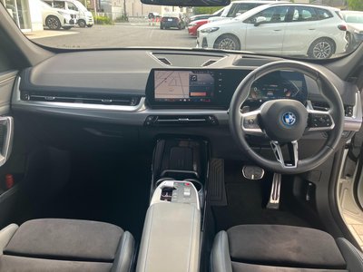 2025 BMW IX1 photo 9