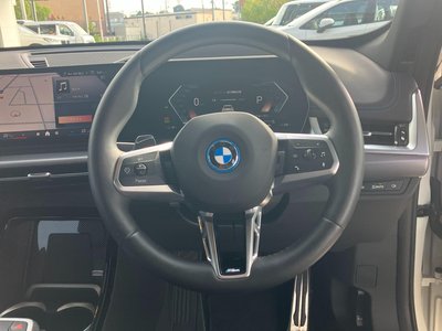 2025 BMW IX1 thumbnail 31