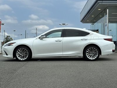 2021 Lexus ES photo 5