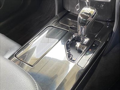 صورة 77 لـ 2013 Toyota CROWN ATHLETE
