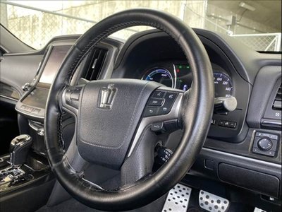 صورة 68 لـ 2013 Toyota CROWN ATHLETE