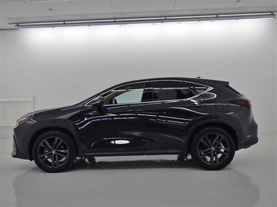 صورة مصغرة 17 لـ 2023 Lexus NX