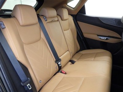 صورة مصغرة 9 لـ 2023 Lexus NX