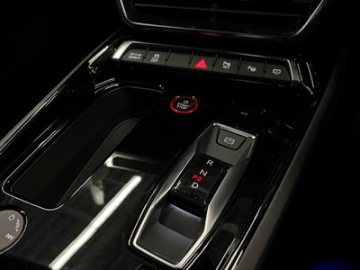 صورة 136 لـ 2022 AUDI E-TRON GT QUATTRO