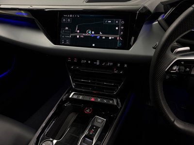 صورة 39 لـ 2022 AUDI E-TRON GT QUATTRO