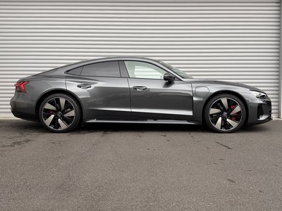 صورة 66 لـ 2022 AUDI E-TRON GT QUATTRO