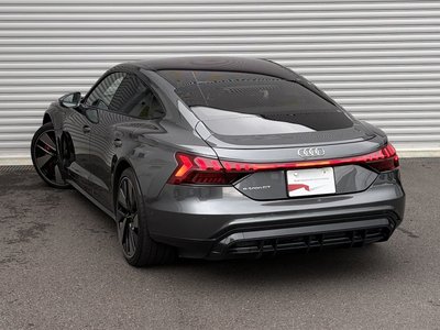 صورة 81 لـ 2022 AUDI E-TRON GT QUATTRO
