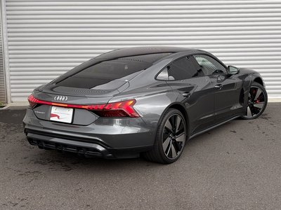 صورة 68 لـ 2022 AUDI E-TRON GT QUATTRO