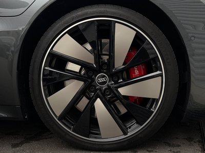 صورة 22 لـ 2022 AUDI E-TRON GT QUATTRO
