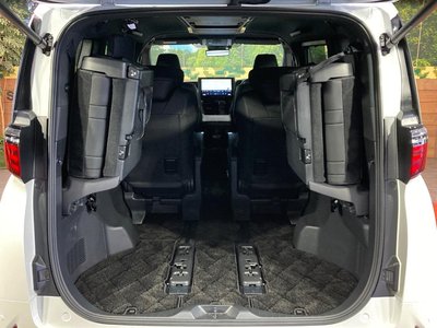 2025 Toyota ALPHARD 照片 11