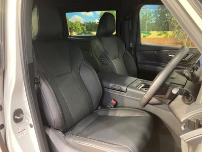 2025 Toyota ALPHARD 照片 9