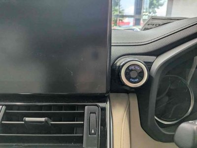 2024 Toyota LAND CRUISER 300 thumbnail 24