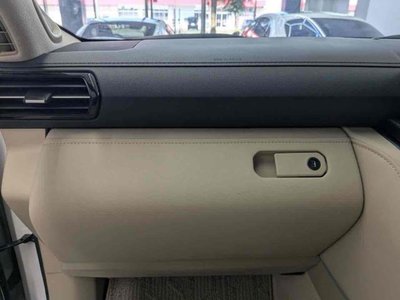 2024 Toyota LAND CRUISER 300 thumbnail 40
