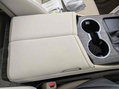 2024 Toyota LAND CRUISER 300 thumbnail 26