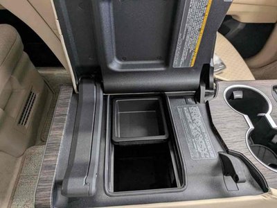 2024 Toyota LAND CRUISER 300 thumbnail 27