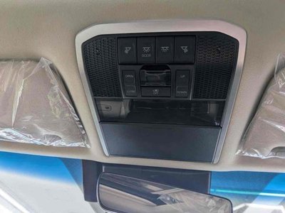 2024 Toyota LAND CRUISER 300 thumbnail 28