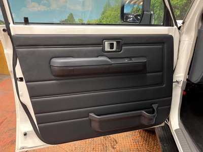 2024 Toyota LAND CRUISER 70 thumbnail 25