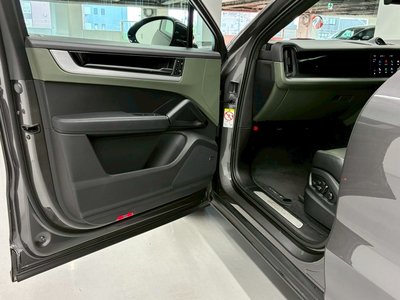 2023 Porsche CAYENNE — миниатюра 47