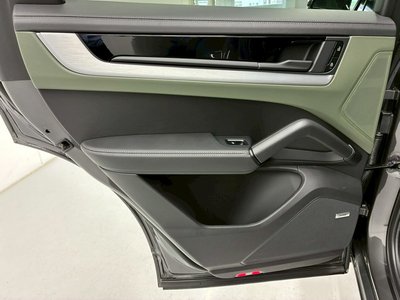 2023 Porsche CAYENNE — миниатюра 56