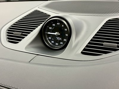 2023 Porsche CAYENNE — миниатюра 36