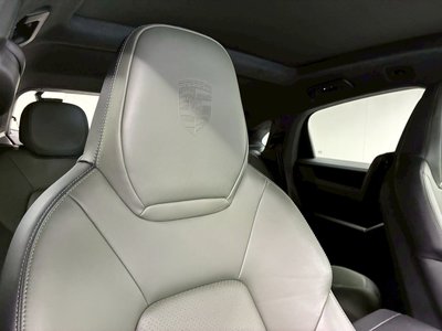 2023 Porsche CAYENNE — миниатюра 28