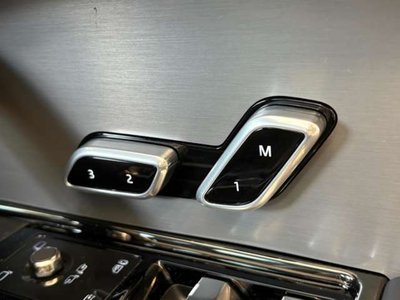 2025 LAND Rover RANGE ROVER SPORT thumbnail 26
