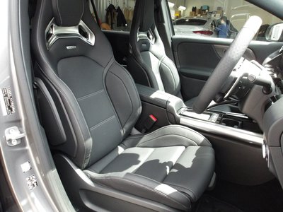 2025 Mercedes-BENZ GLA AMG photo 2