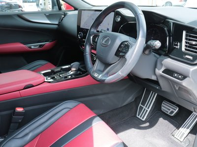 صورة مصغرة 16 لـ 2021 Lexus NX
