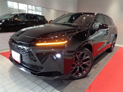 2025 Toyota CROWN ESTATE photo 1