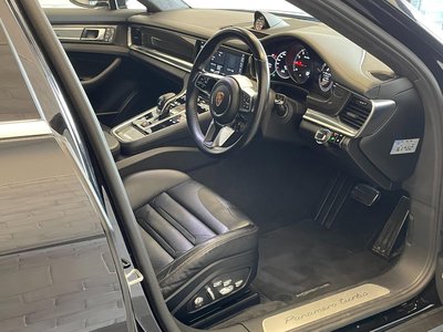 2017 Porsche PANAMERA thumbnail 24