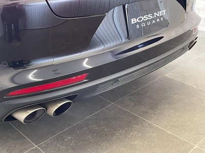 2017 Porsche PANAMERA thumbnail 18