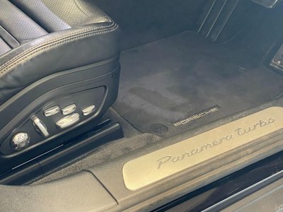 2017 Porsche PANAMERA thumbnail 29