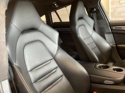 2017 Porsche PANAMERA thumbnail 27