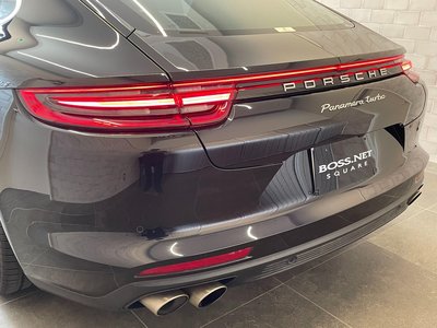 2017 Porsche PANAMERA thumbnail 17