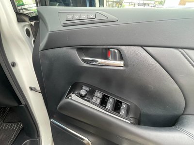 2019 Toyota ALPHARD photo 13