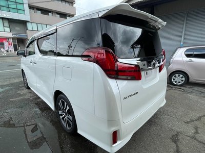 2019 Toyota ALPHARD photo 4